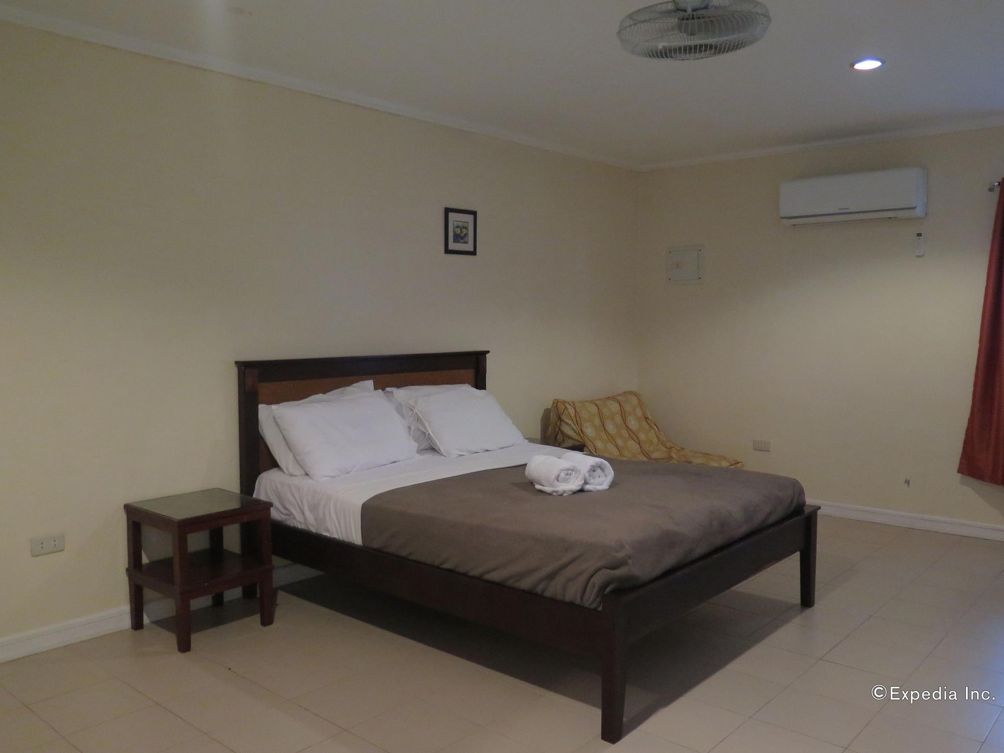 Villa Del Pueblo Inn Panglao Kültér fotó