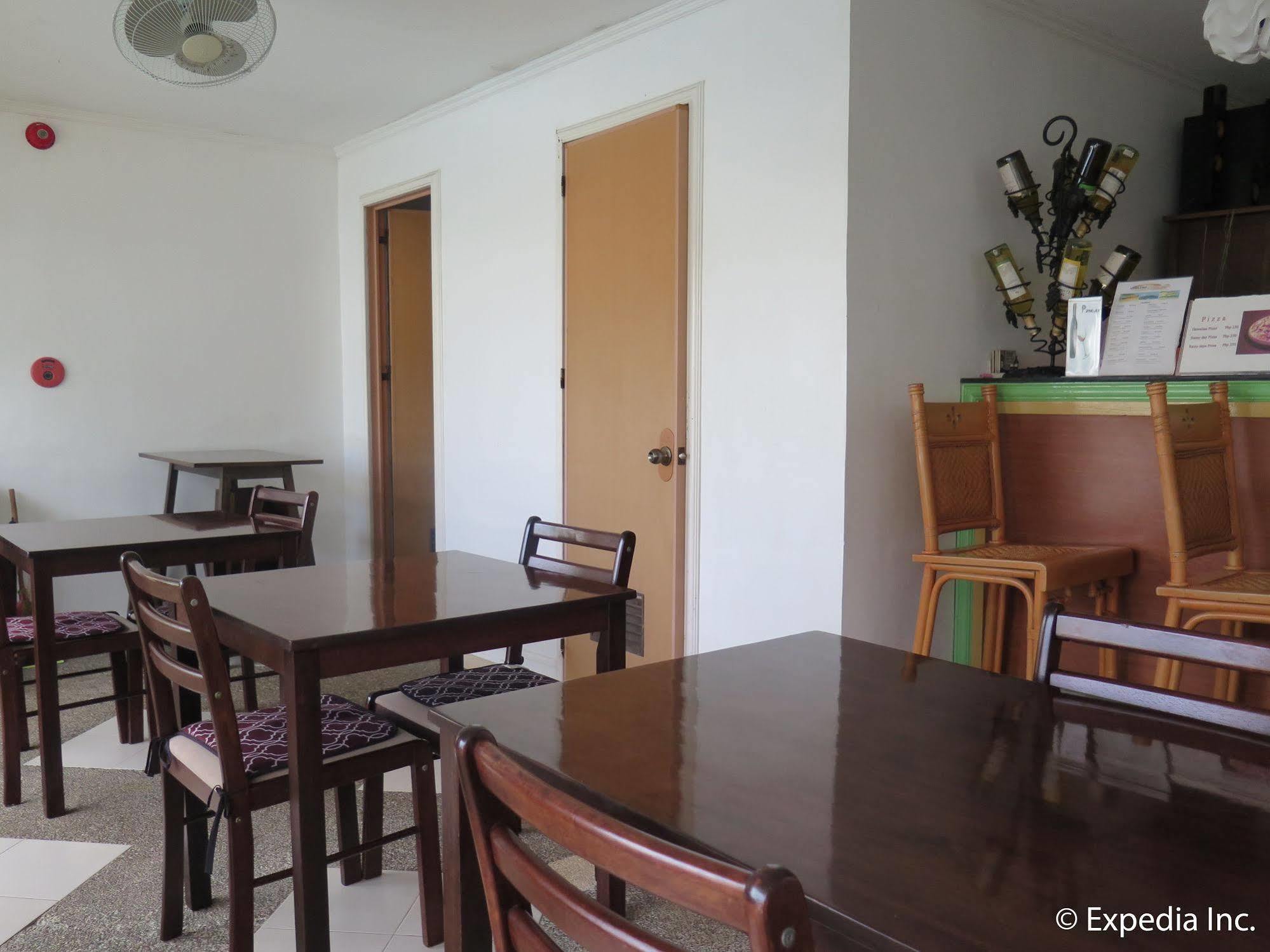 Villa Del Pueblo Inn Panglao Kültér fotó