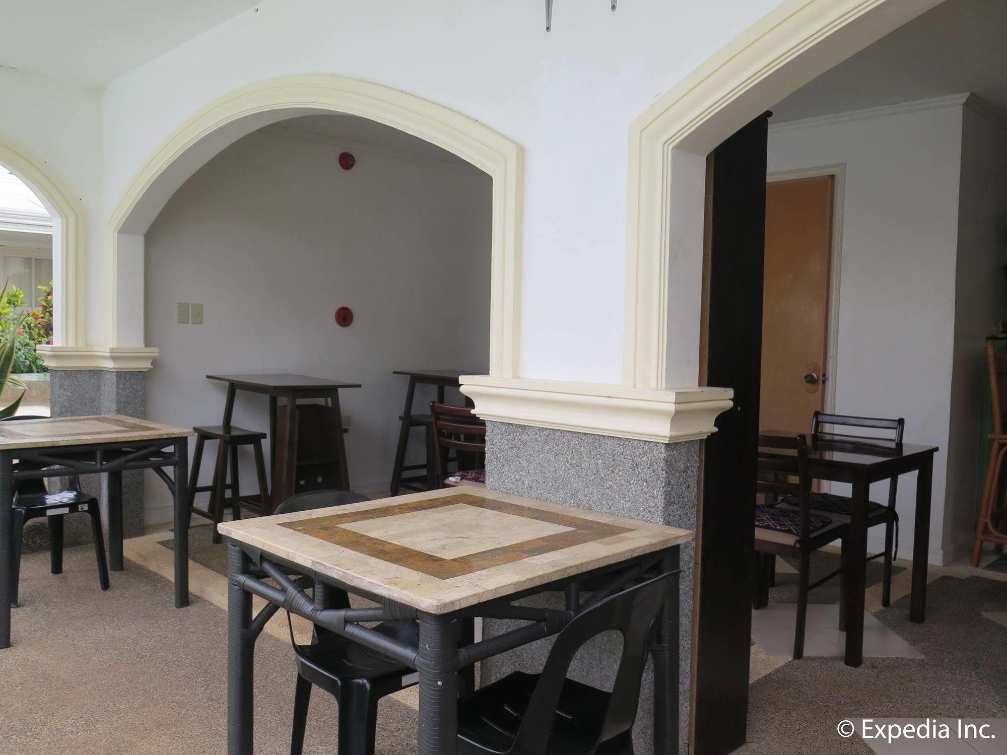 Villa Del Pueblo Inn Panglao Kültér fotó